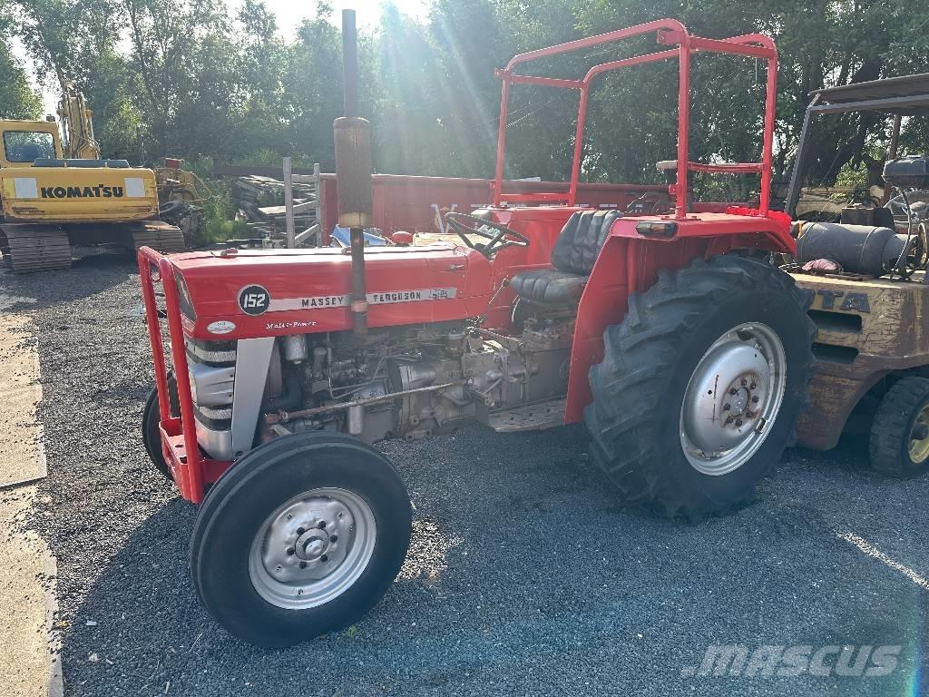 Massey Ferguson 152 Traktorid