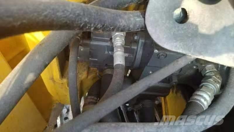 Komatsu PC 78 US Väikeekskavaatorid 7t-12t
