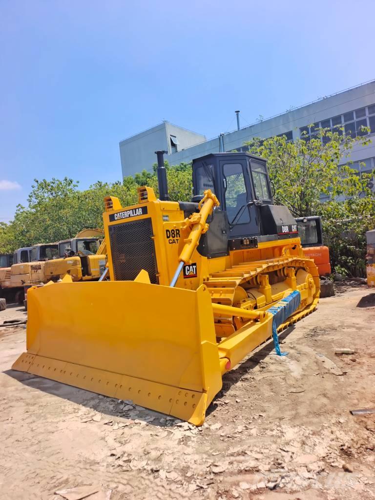 CAT D 8 R Buldooserid