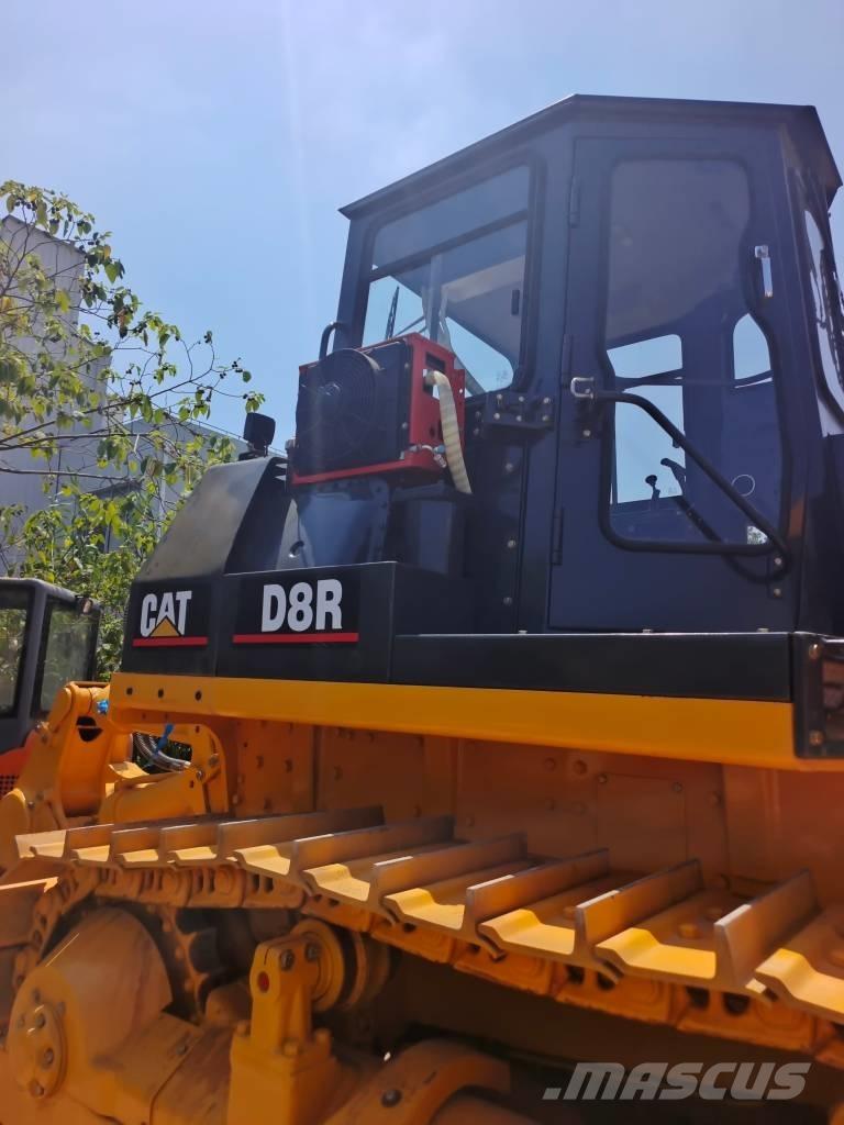 CAT D 8 R Buldooserid
