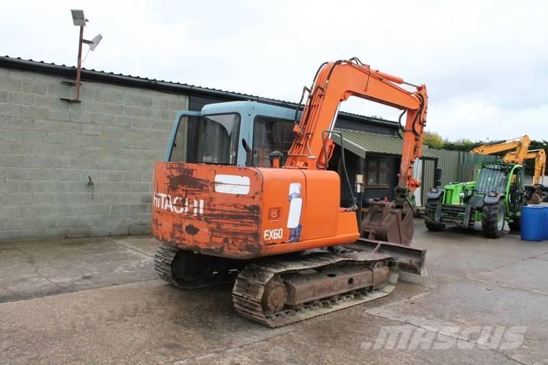 Hitachi EX 60-3 Väikeekskavaatorid 7t-12t