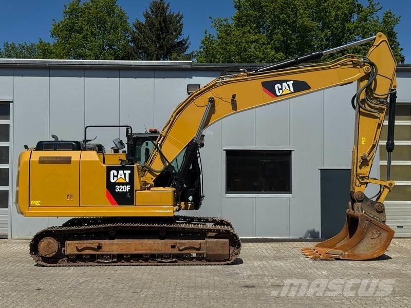 CAT 320 FL Roomikekskavaatorid