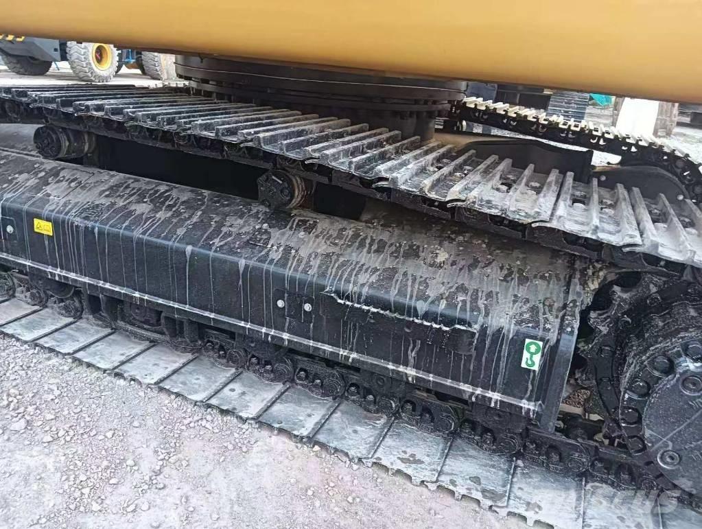 CAT 324 D2L Roomikekskavaatorid