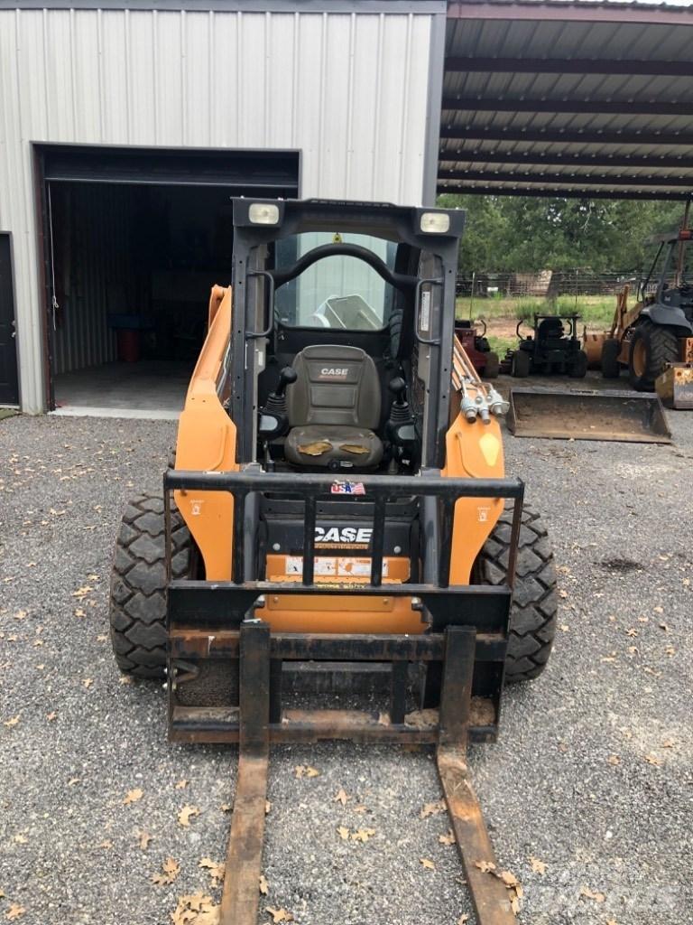 CASE SR 210 Kompaktlaadurid