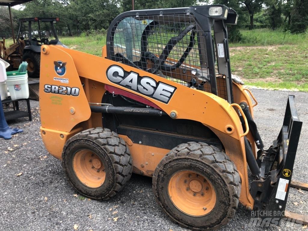 CASE SR 210 Kompaktlaadurid