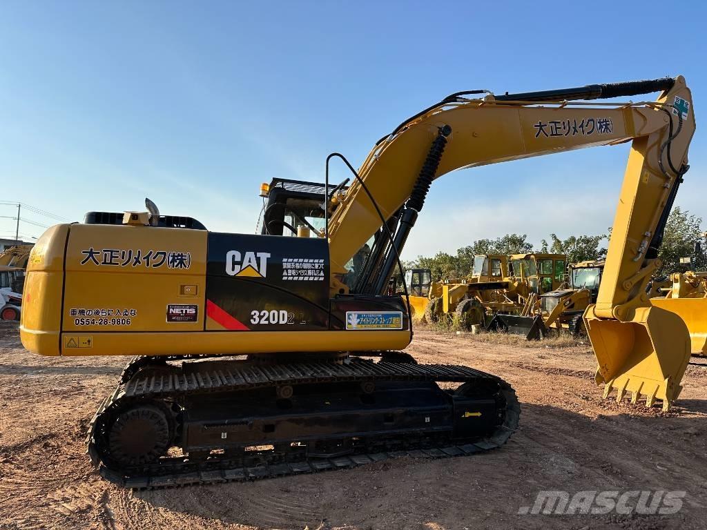 CAT 320 D L Roomikekskavaatorid