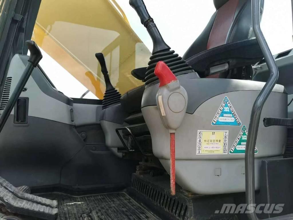 Komatsu PC 200 Roomikekskavaatorid