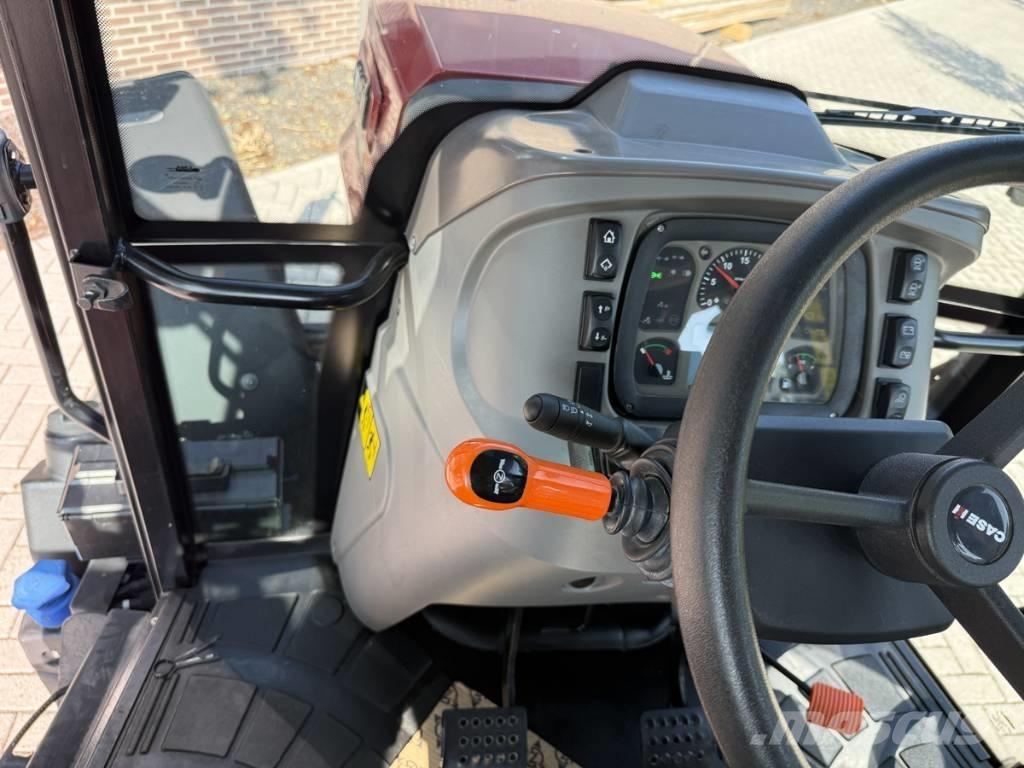 CASE Farmall 100X Traktorid