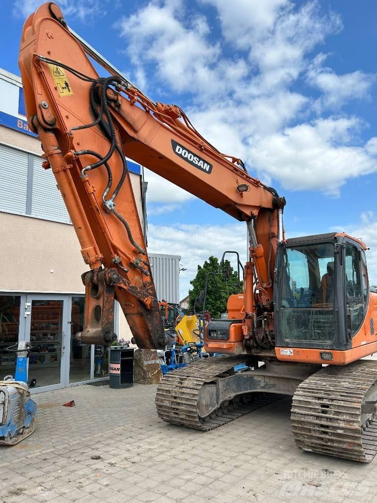 Doosan DX 180 LC-3 Roomikekskavaatorid