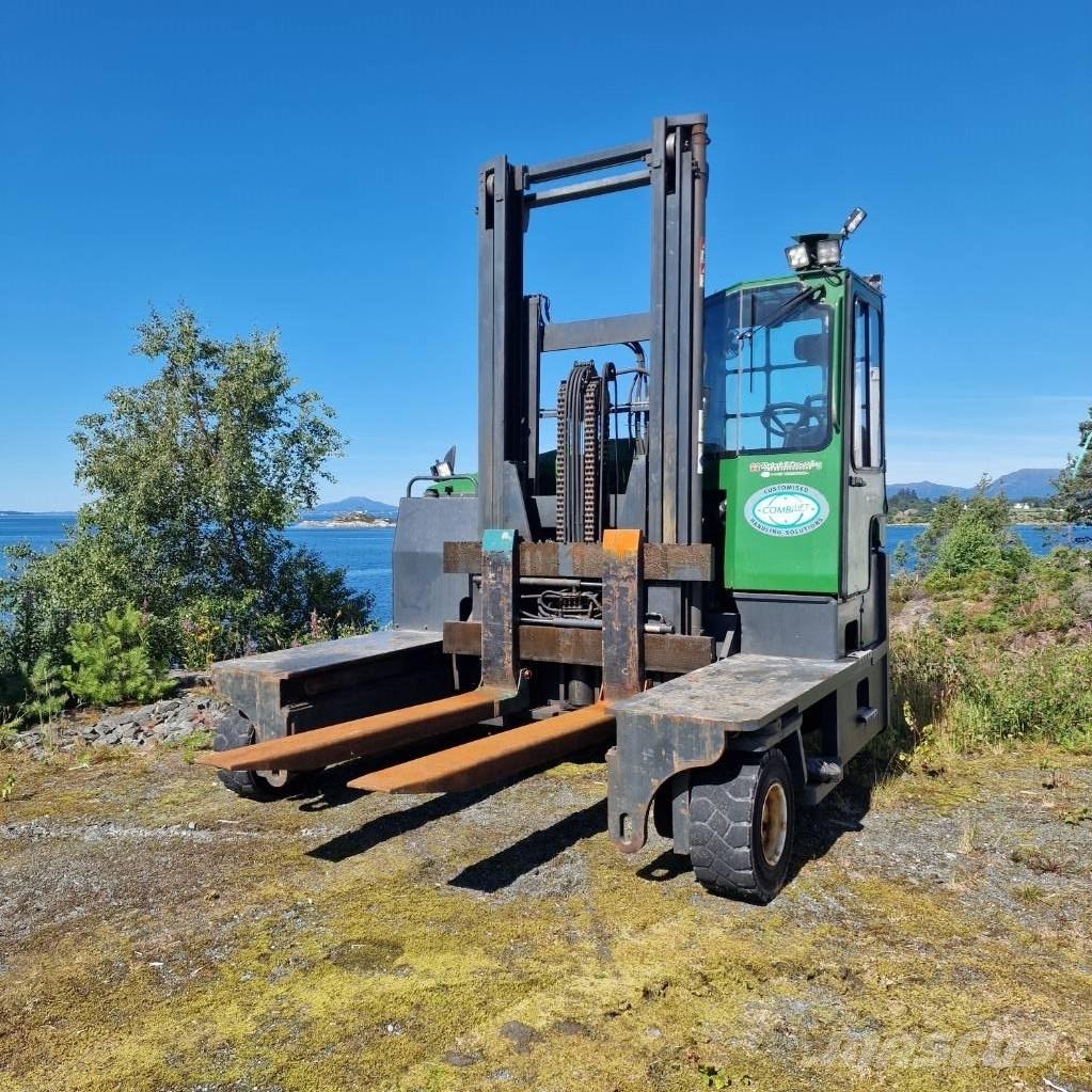 Combilift C 7000 Neljasuuna lükandmastiga tõstukid