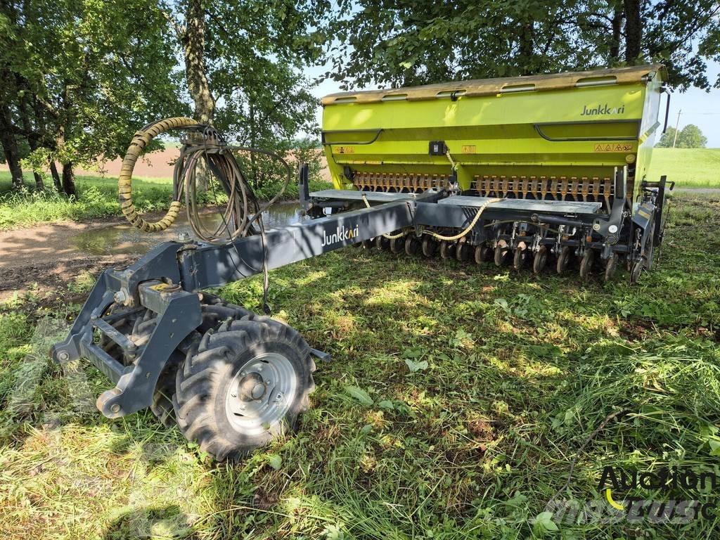 Junkkari M400 Plus Külvik-äkked