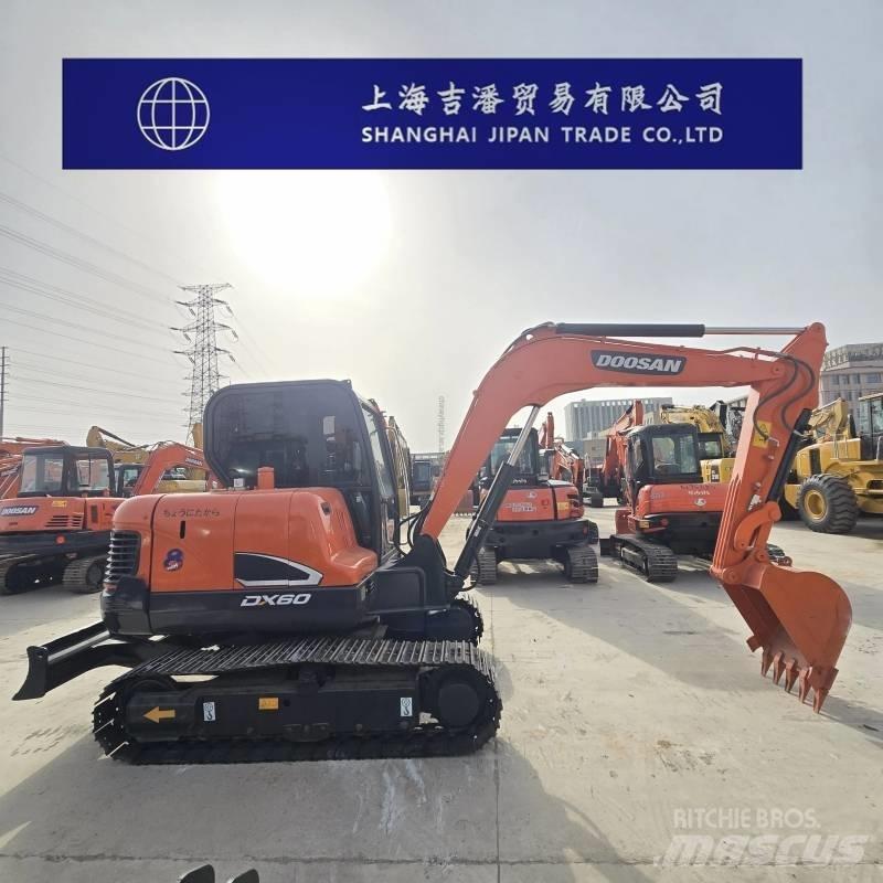 Doosan DX 60 Roomikekskavaatorid