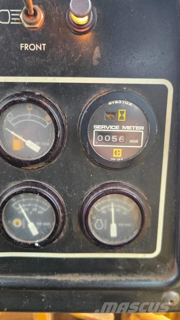 CAT D 4 H LGP Buldooserid