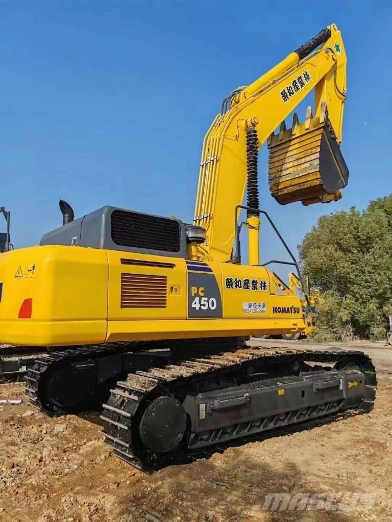 Komatsu 450-8 Roomikekskavaatorid