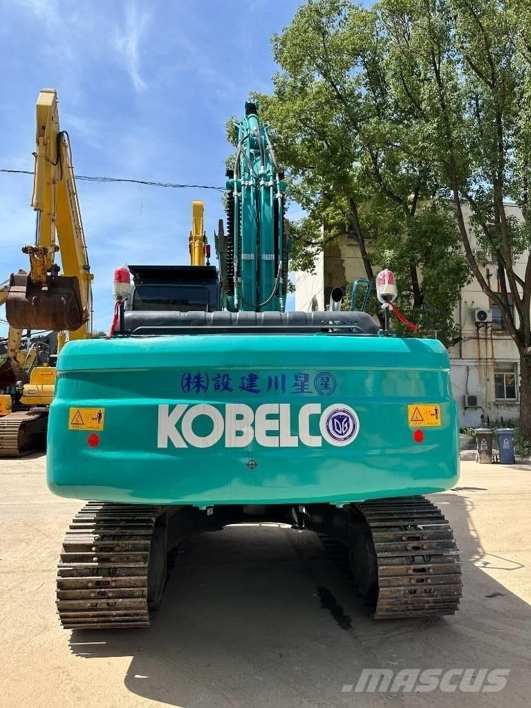 Kobelco SK 200 Roomikekskavaatorid