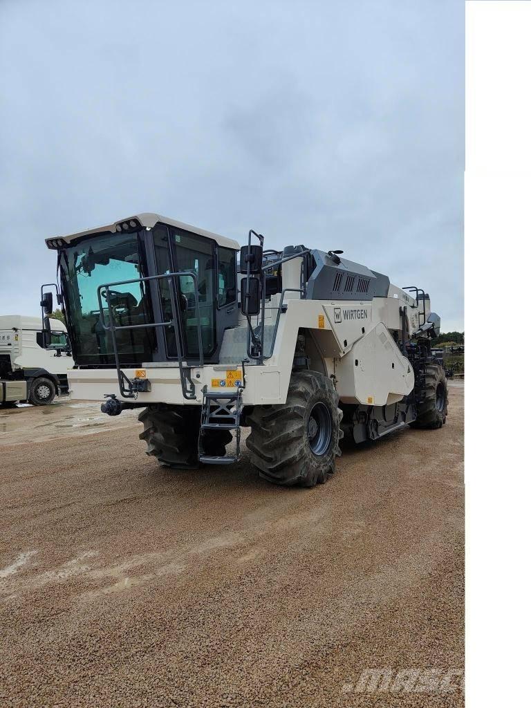 Wirtgen WR 250 I Asfaldi taaskasutuse masinad
