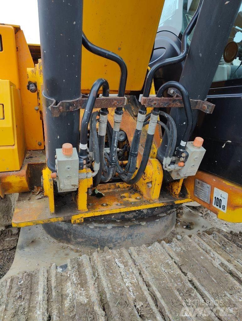 JCB JS 160 LC Roomikekskavaatorid