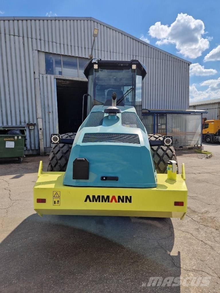 Ammann ARS 130 Ühe trumliga rullid