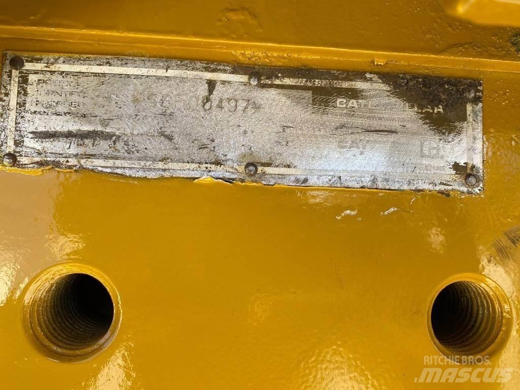 CAT D 7 H Buldooserid