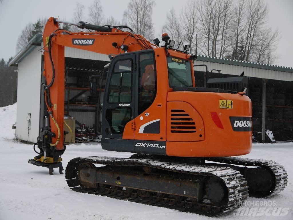 Doosan DX 140 LCR-5 Roomikekskavaatorid