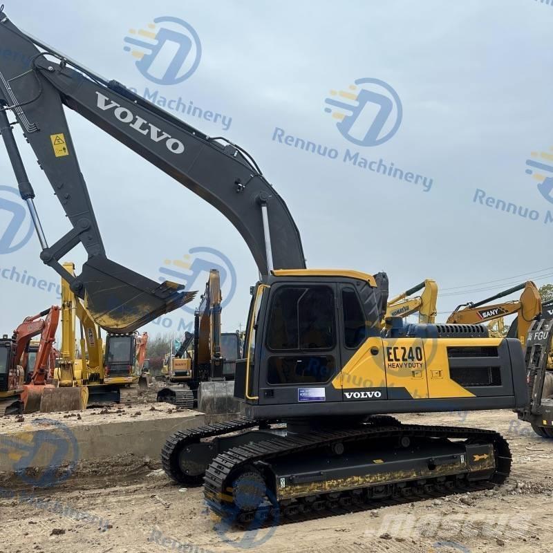 Volvo EC 240 D Roomikekskavaatorid