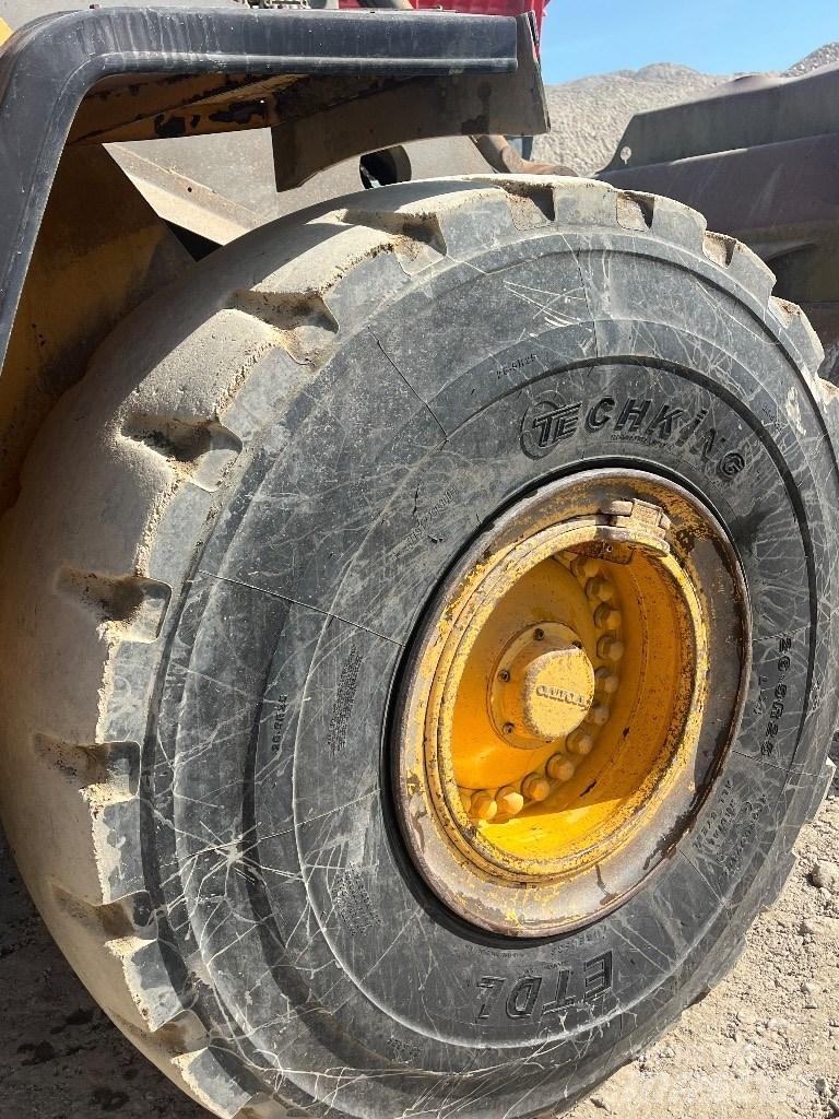 Volvo L180F Rataslaadurid