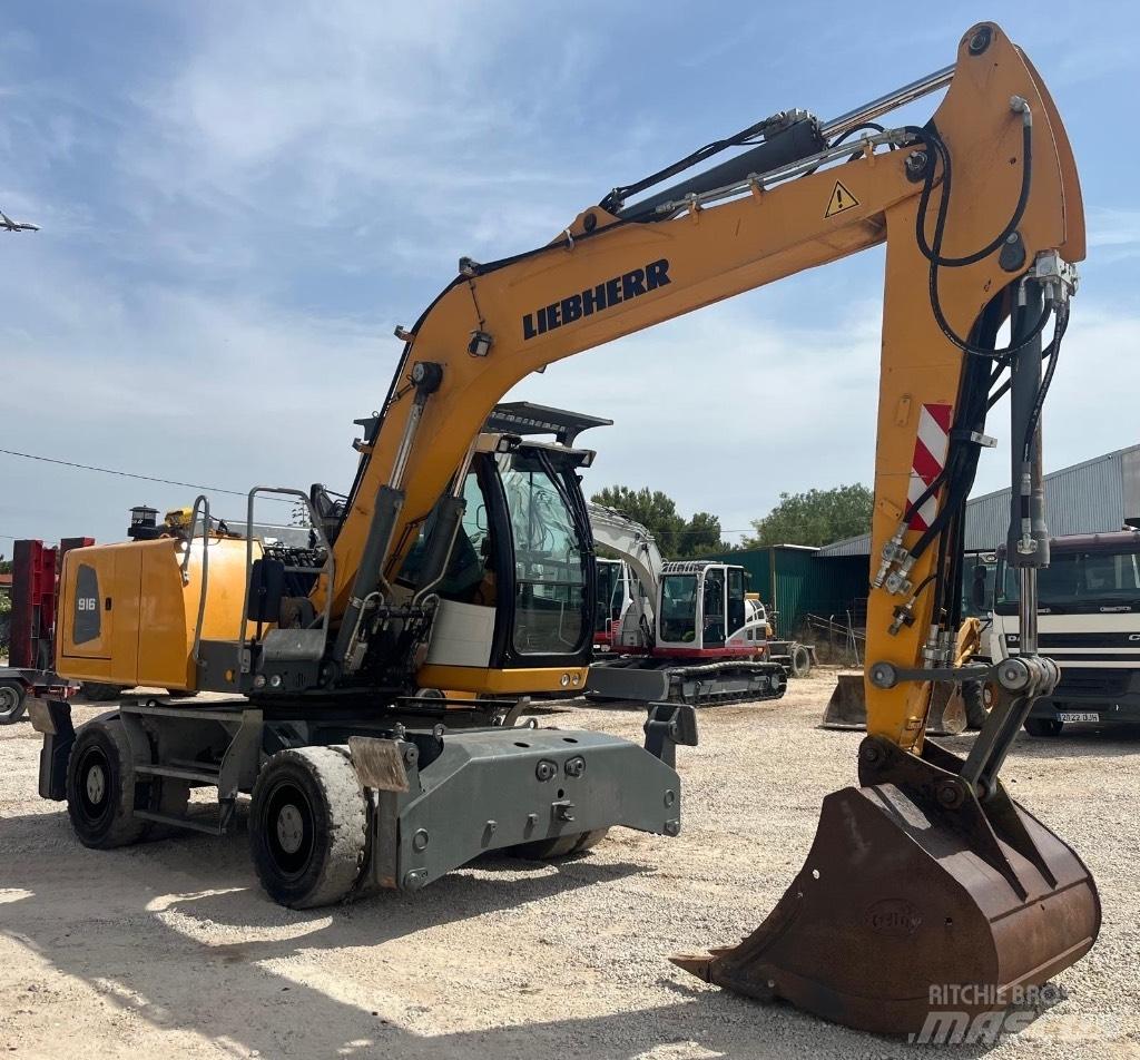 Liebherr A 916 Ratasekskavaatorid