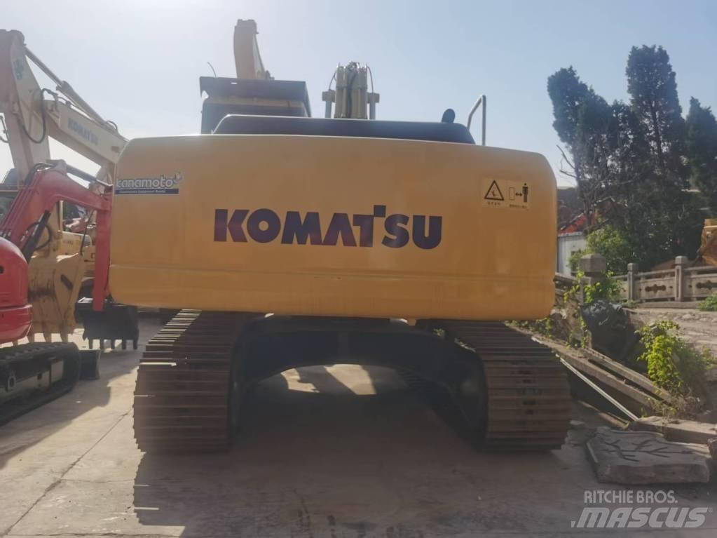 Komatsu PC 220-8 Roomikekskavaatorid