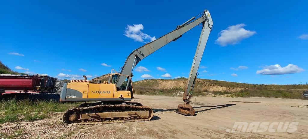 Volvo EC 240 C LR Pika noolega ekskavaatorid