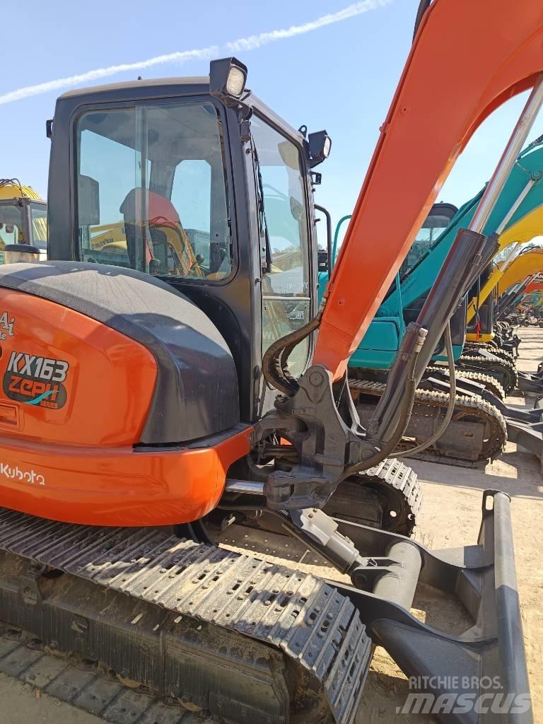 Kubota KX 163 Roomikekskavaatorid