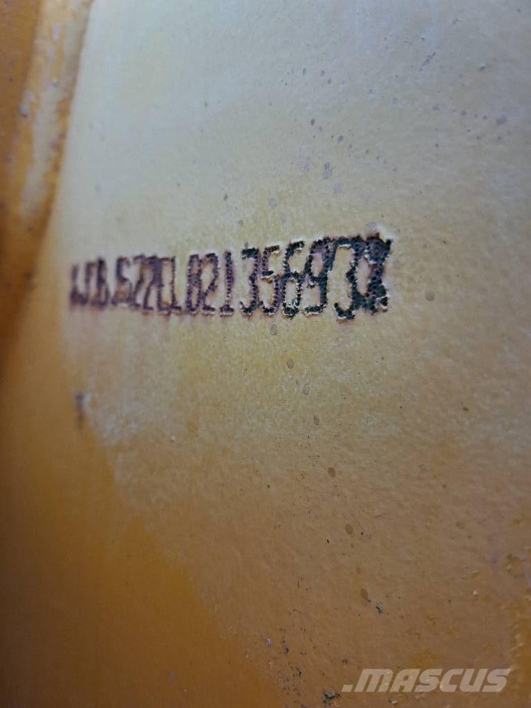 JCB JS 220 N LC Roomikekskavaatorid
