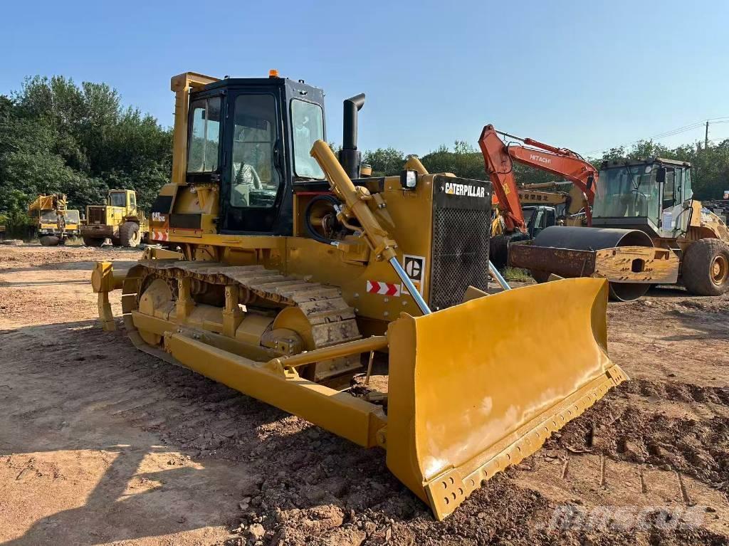 CAT D 6 G Buldooserid
