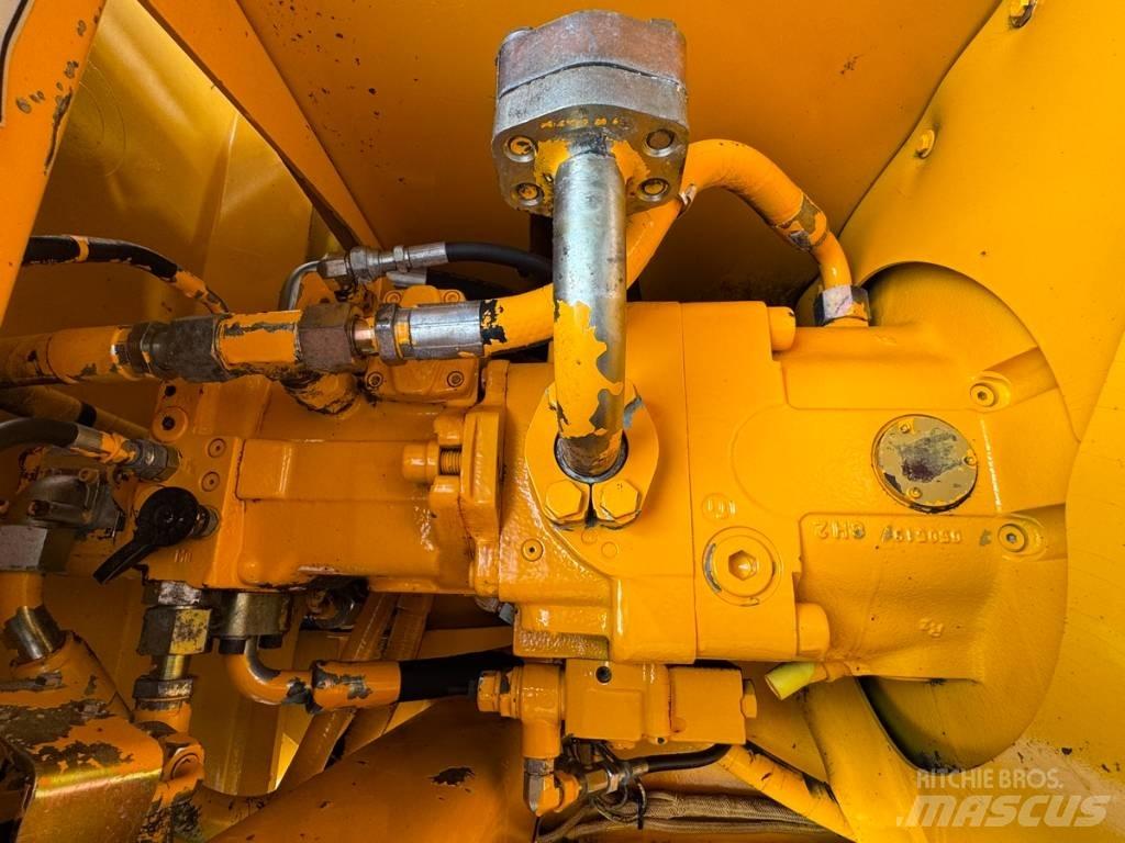 CAT M 316 C Ratasekskavaatorid