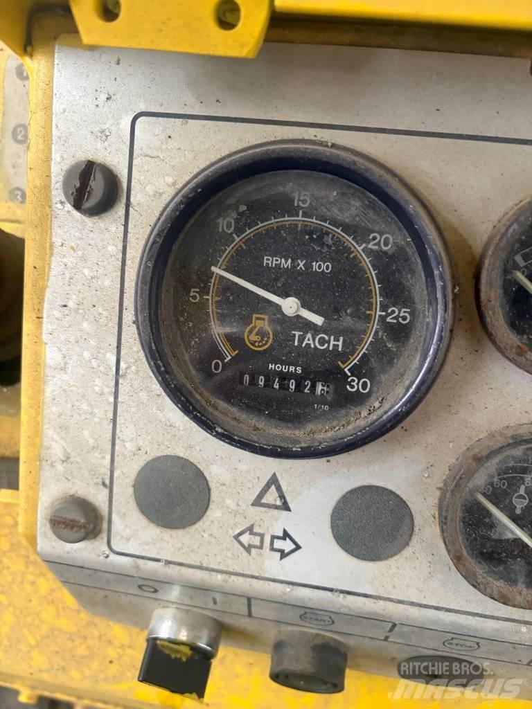 Dynapac CP 271 Pneumorehvidega rullid