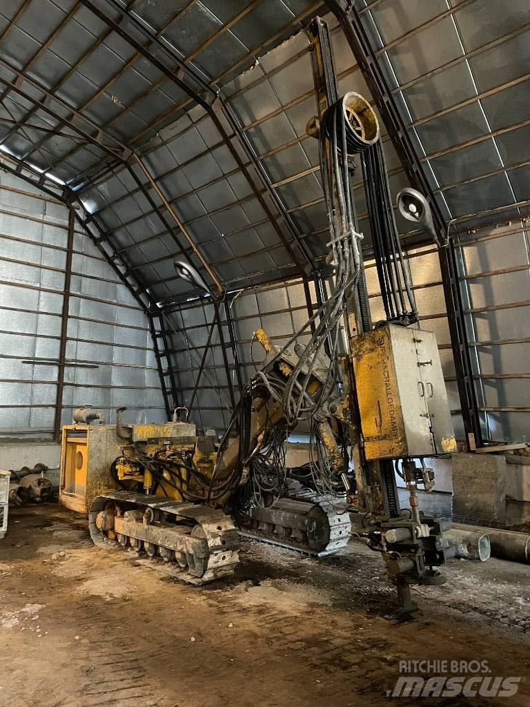 Klemm KR 803 Raskepuurid