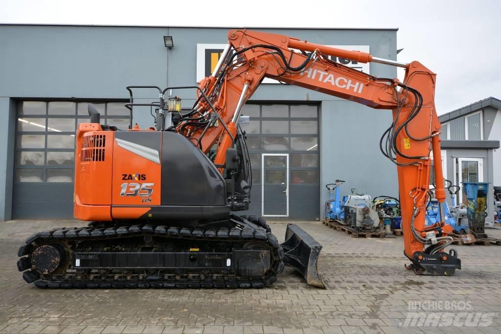 Hitachi ZX 135 US-7 Roomikekskavaatorid