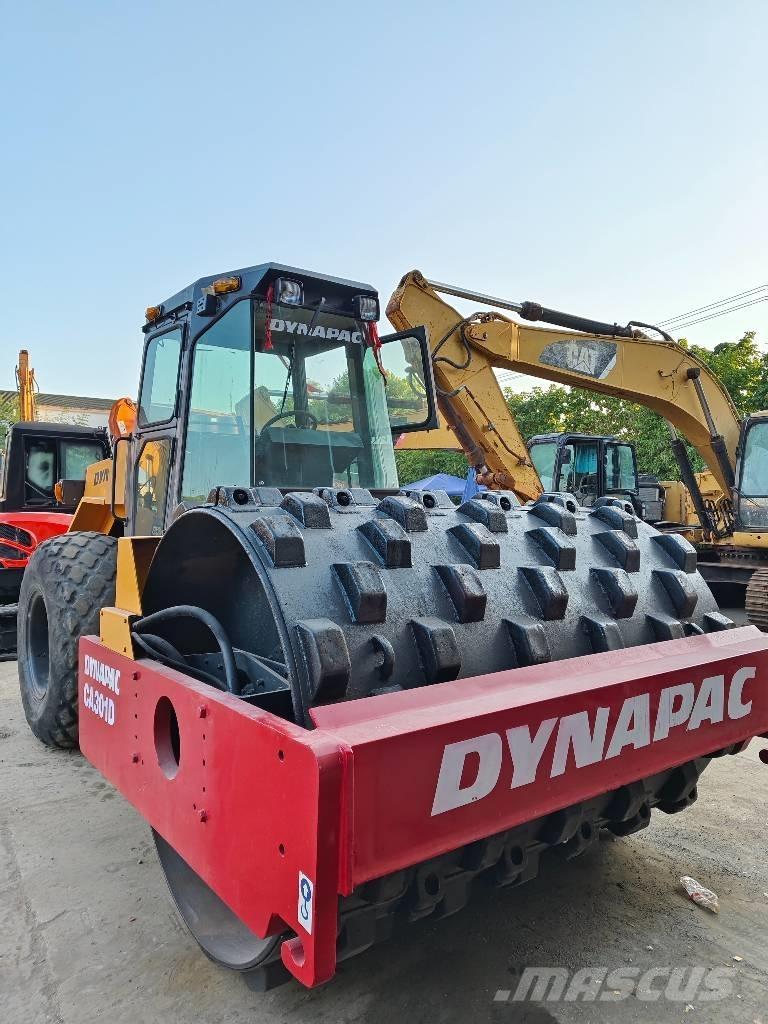 Dynapac CA 301 D Ühe trumliga rullid