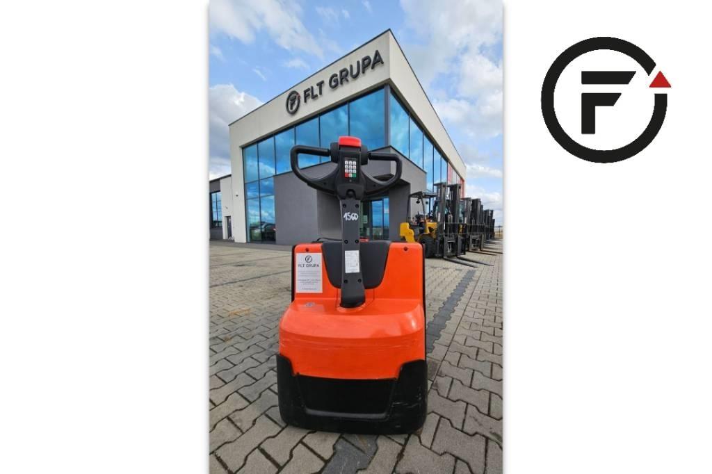 BT LWE200 Järelkäidavad virnastajad