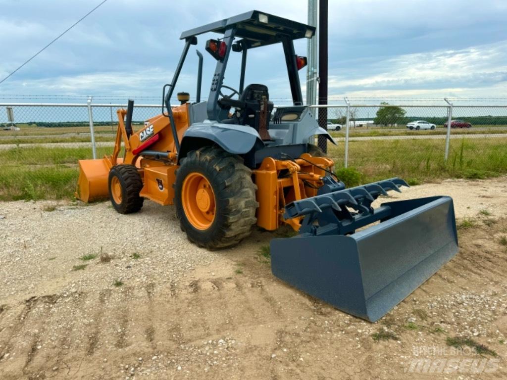CASE 570 M XT Rataslaadurid