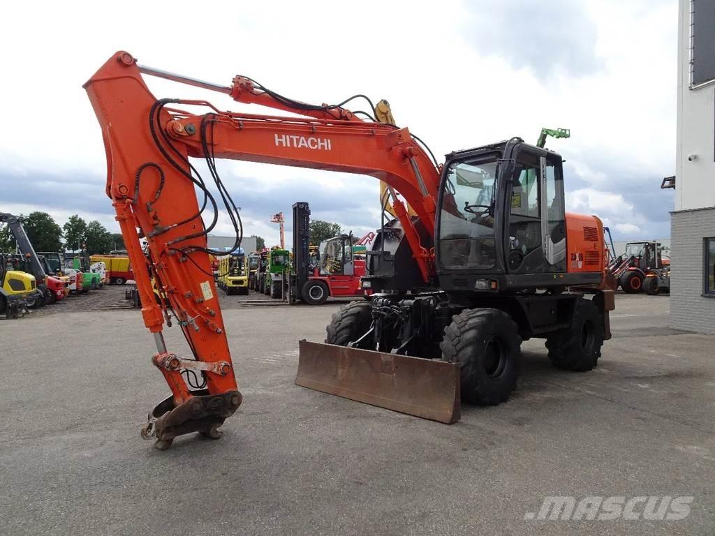 Hitachi ZX140W-3 Ratasekskavaatorid