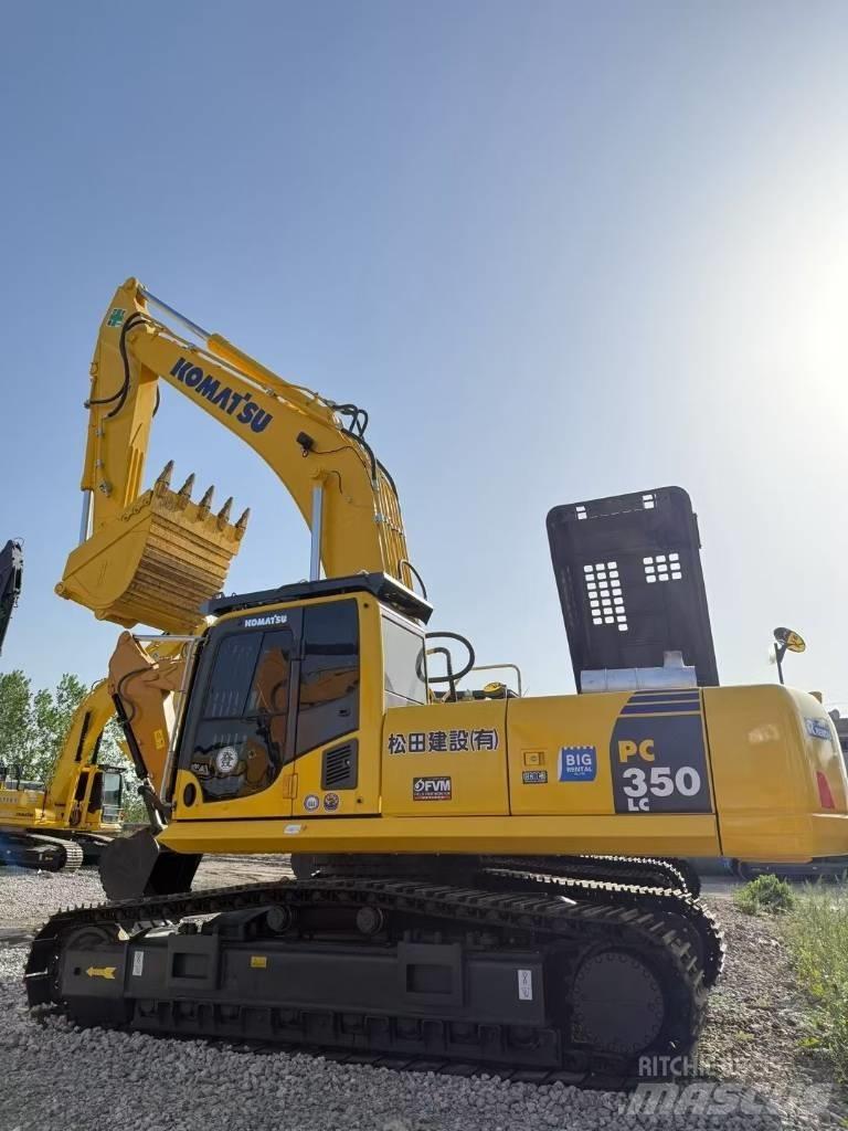 Komatsu 350LC-8 Roomikekskavaatorid