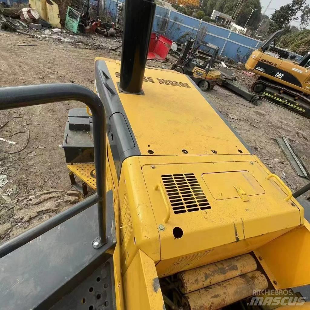 Komatsu WA 500 Rataslaadurid