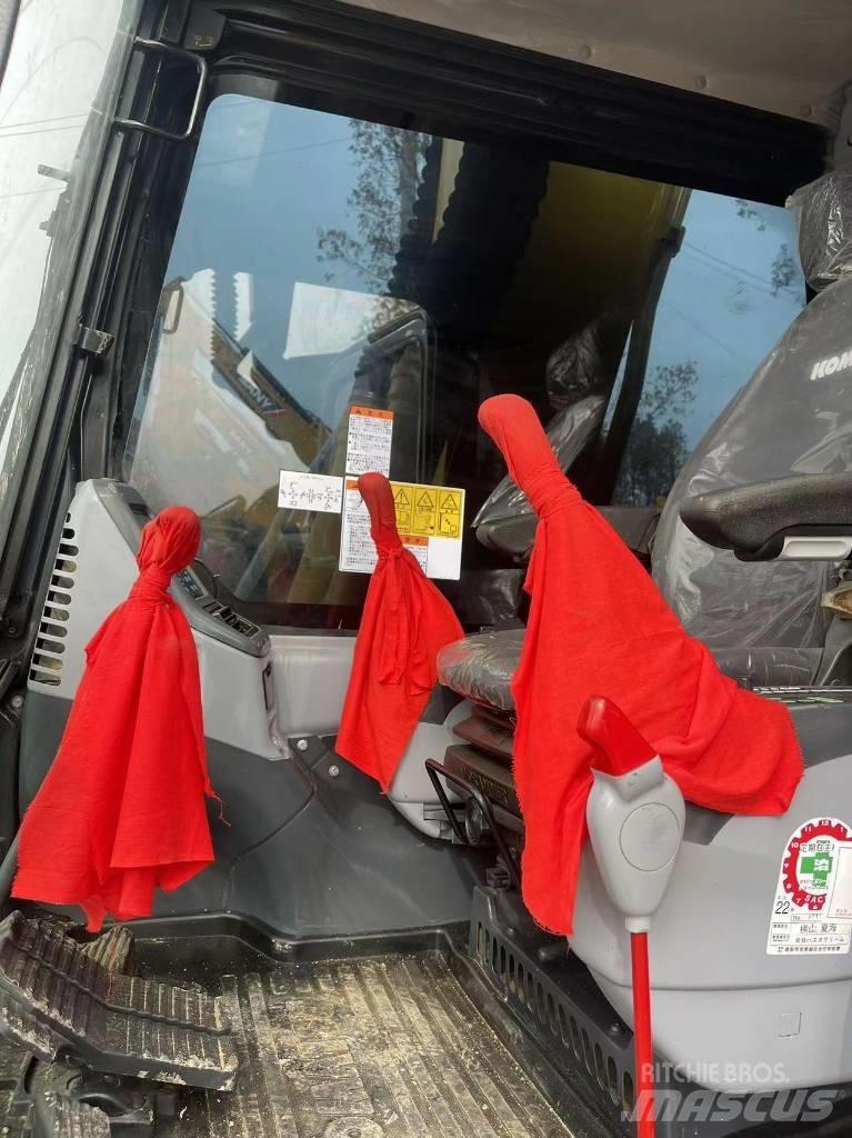 Komatsu PC 130-8 Väikeekskavaatorid 7t-12t