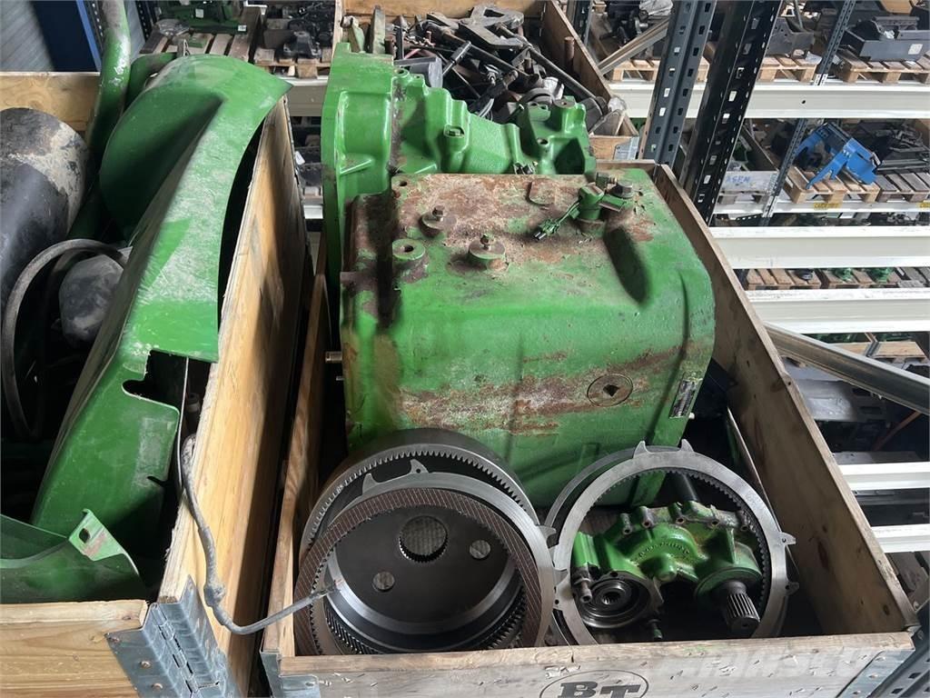 John Deere 7820 Traktorid
