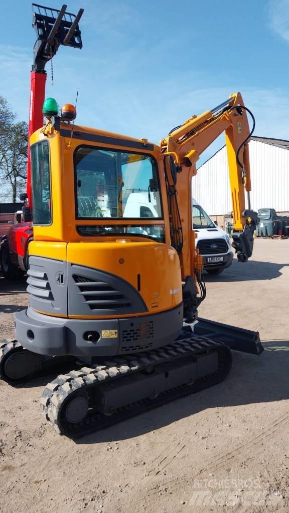 Hyundai X30Z-9AK Väikeekskavaatorid 7t-12t