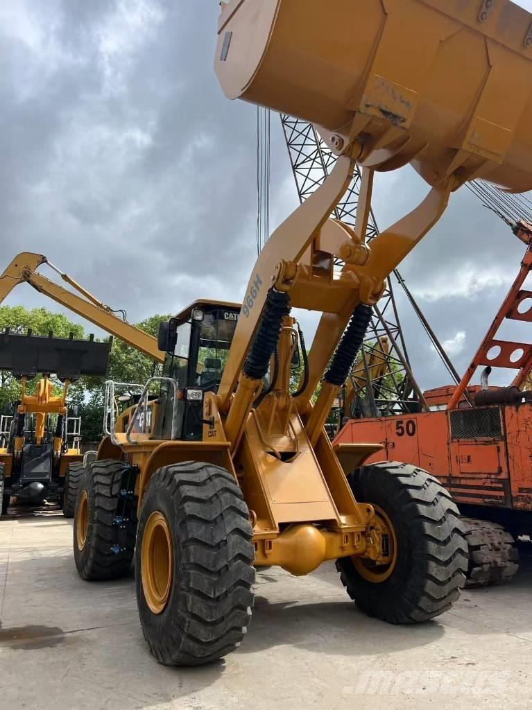 CAT 966 H Rataslaadurid