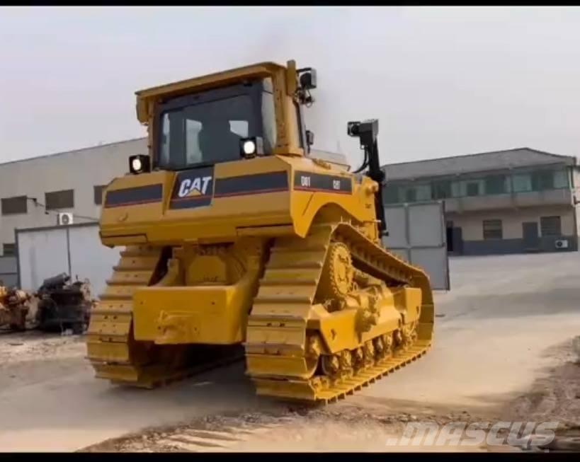 CAT D 8 T Buldooserid
