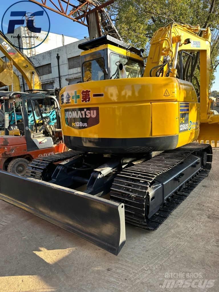 Komatsu PC 128 US Roomikekskavaatorid