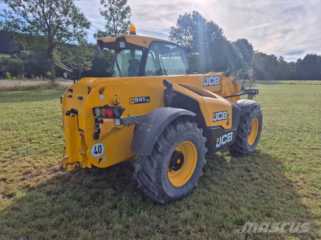 JCB 541-70 Põllumajanduslikud teleskoopkäitlejad