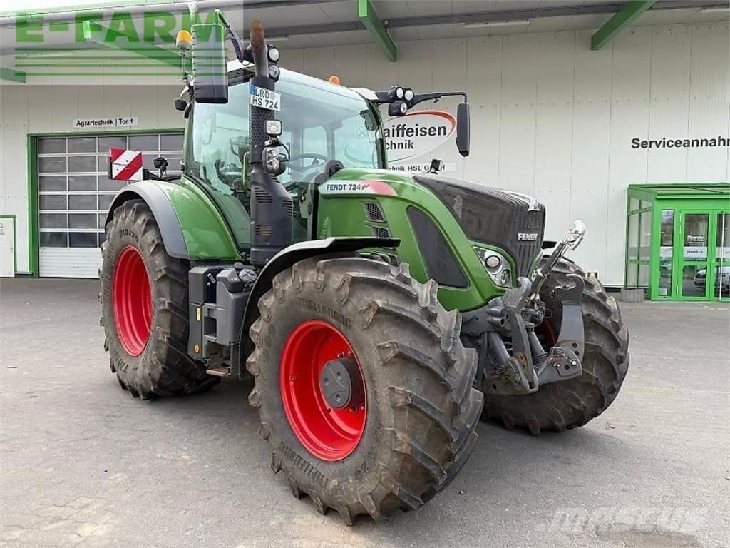 Fendt 724 vario s4 Traktorid